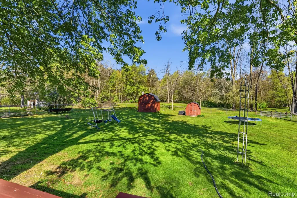 14433 Tuscola Road Vienna Charter Township MI 48420
