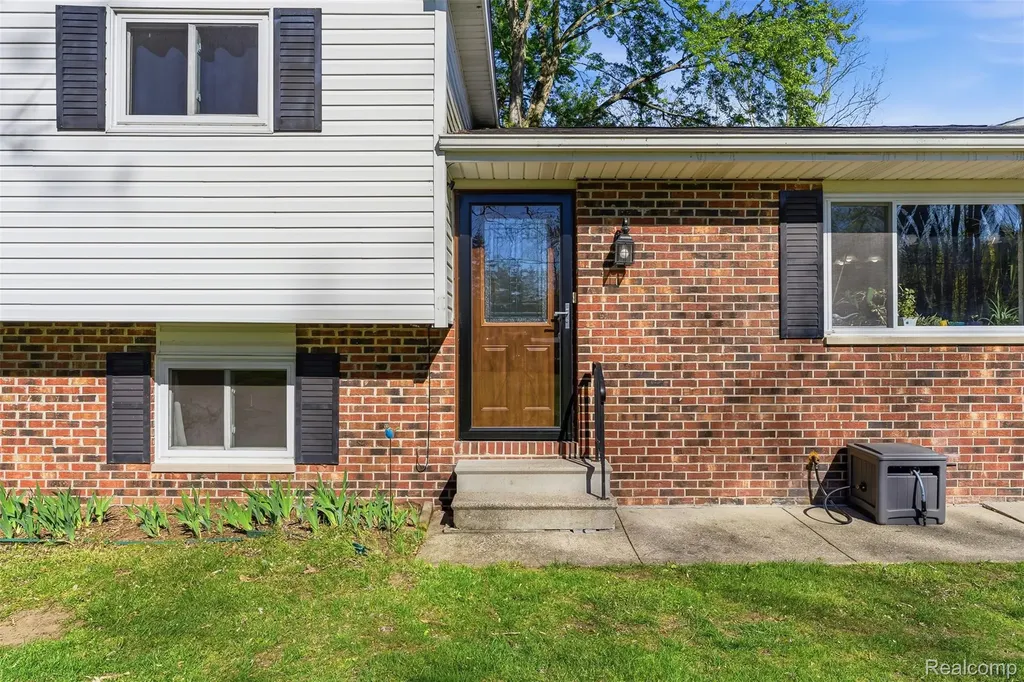 14433 Tuscola Road Vienna Charter Township MI 48420