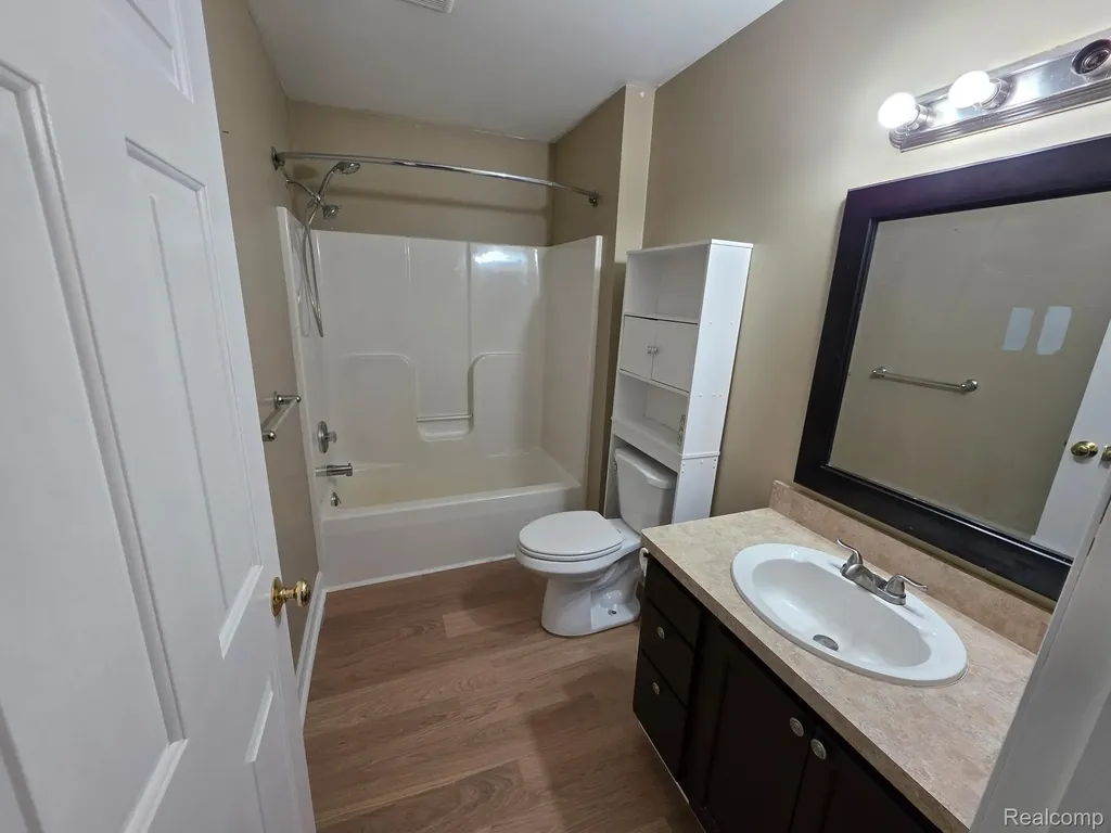 10423 Fowlerville Road Conway Township MI 48836