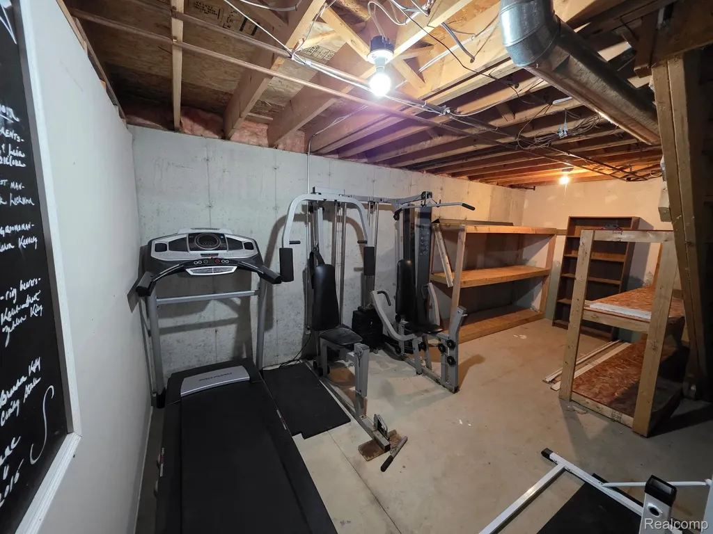 10423 Fowlerville Road Conway Township MI 48836