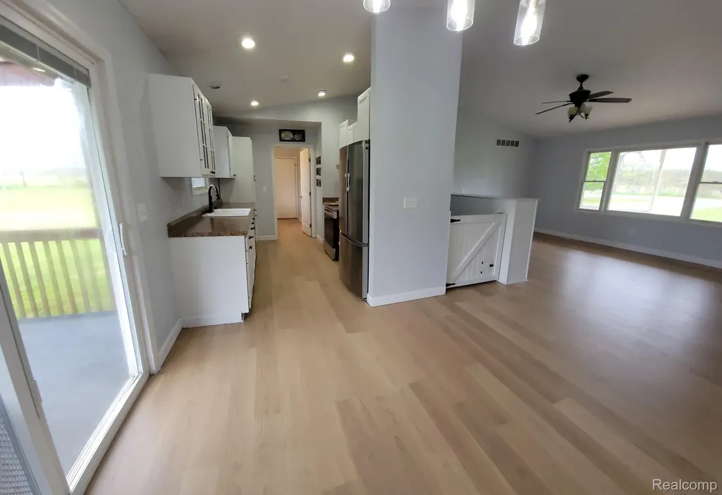 10423 Fowlerville Road Conway Township MI 48836