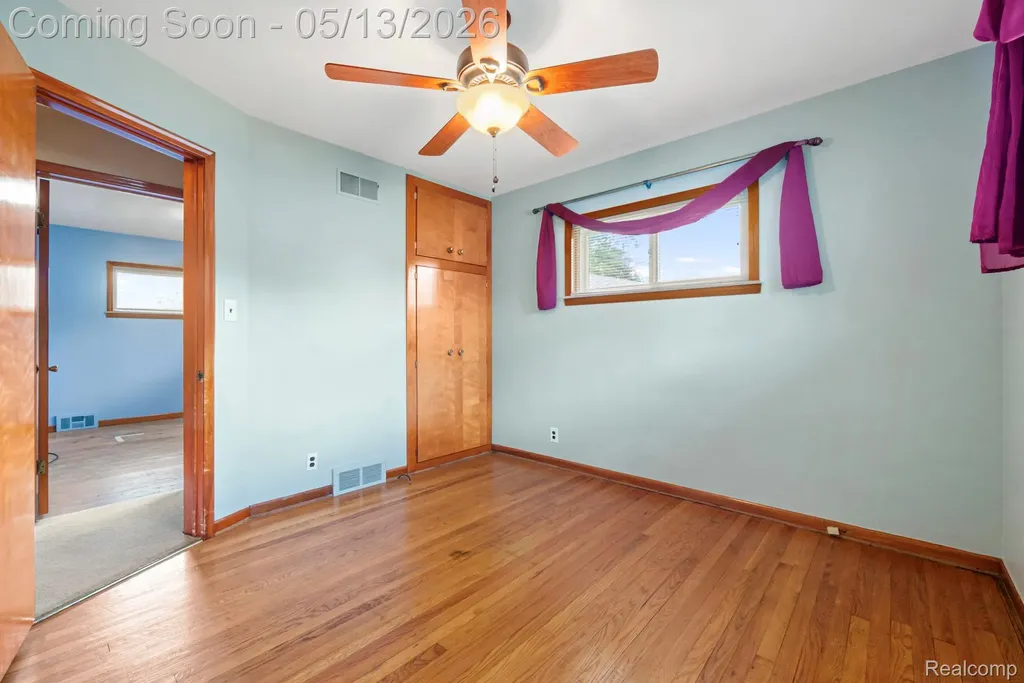21223 Briar Court St. Clair Shores City MI 48081