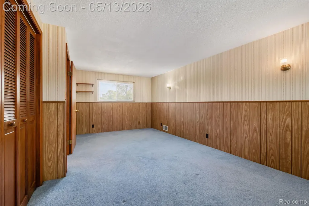 21223 Briar Court St. Clair Shores City MI 48081