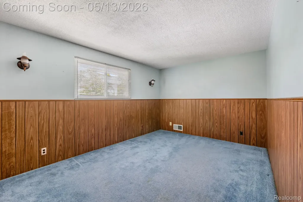 21223 Briar Court St. Clair Shores City MI 48081
