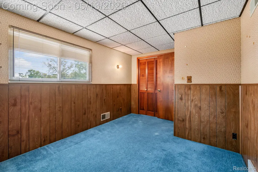 21223 Briar Court St. Clair Shores City MI 48081