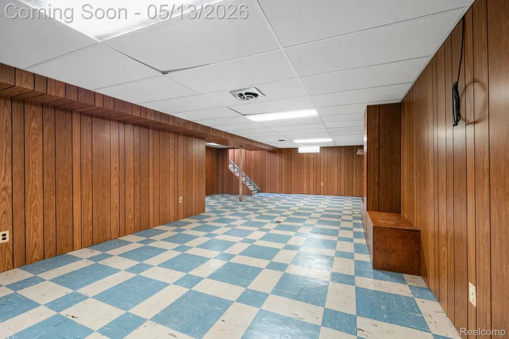 21223 Briar Court St. Clair Shores City MI 48081
