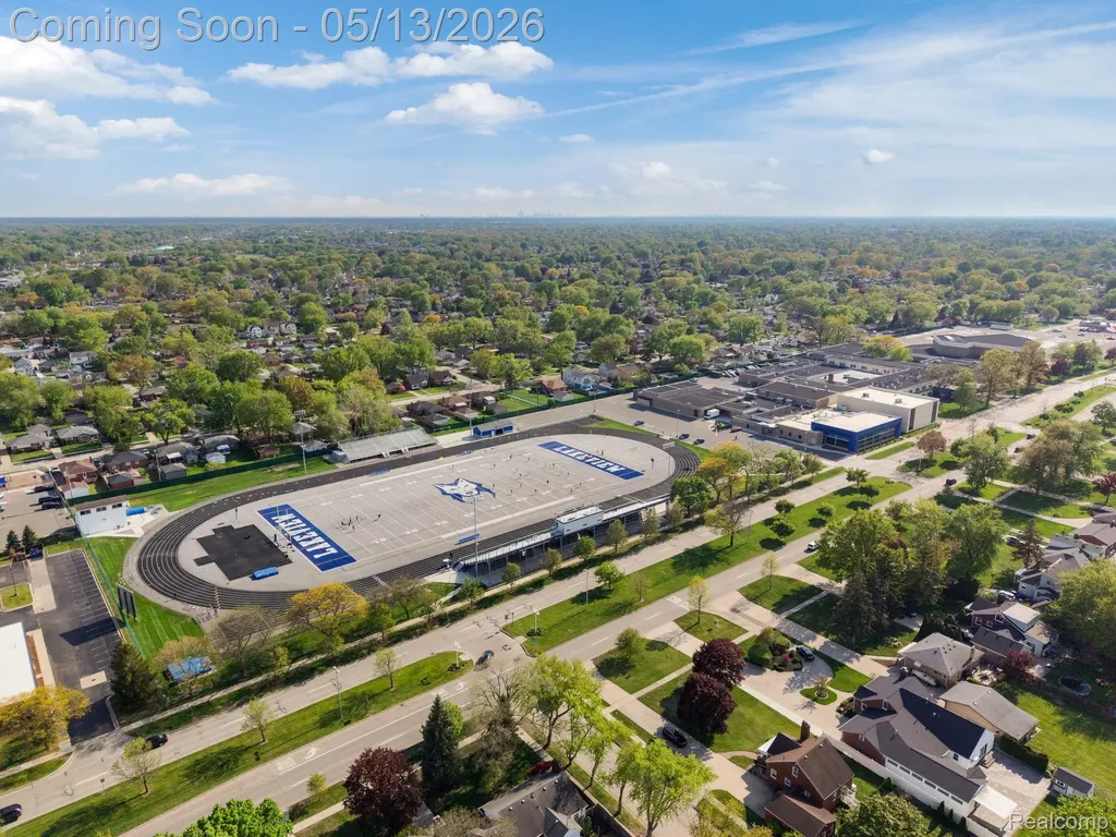 21223 Briar Court St. Clair Shores City MI 48081