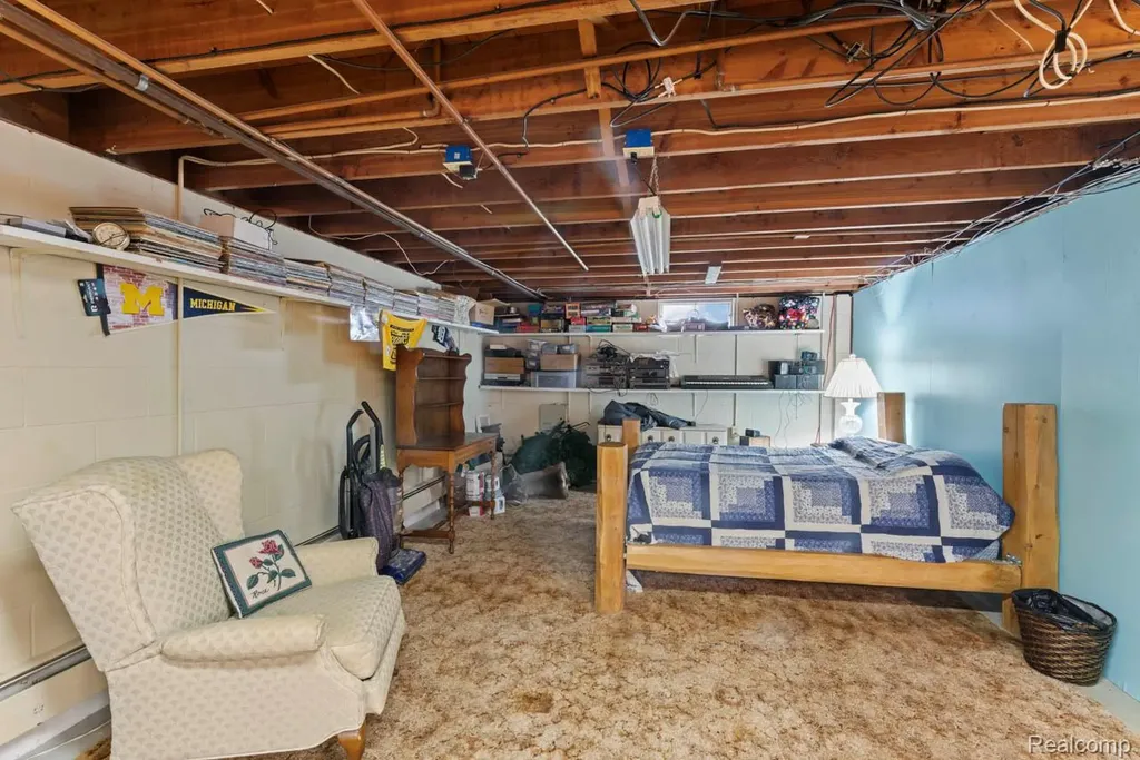 5067 Hemingway Lake Road Marathon Township MI 48464