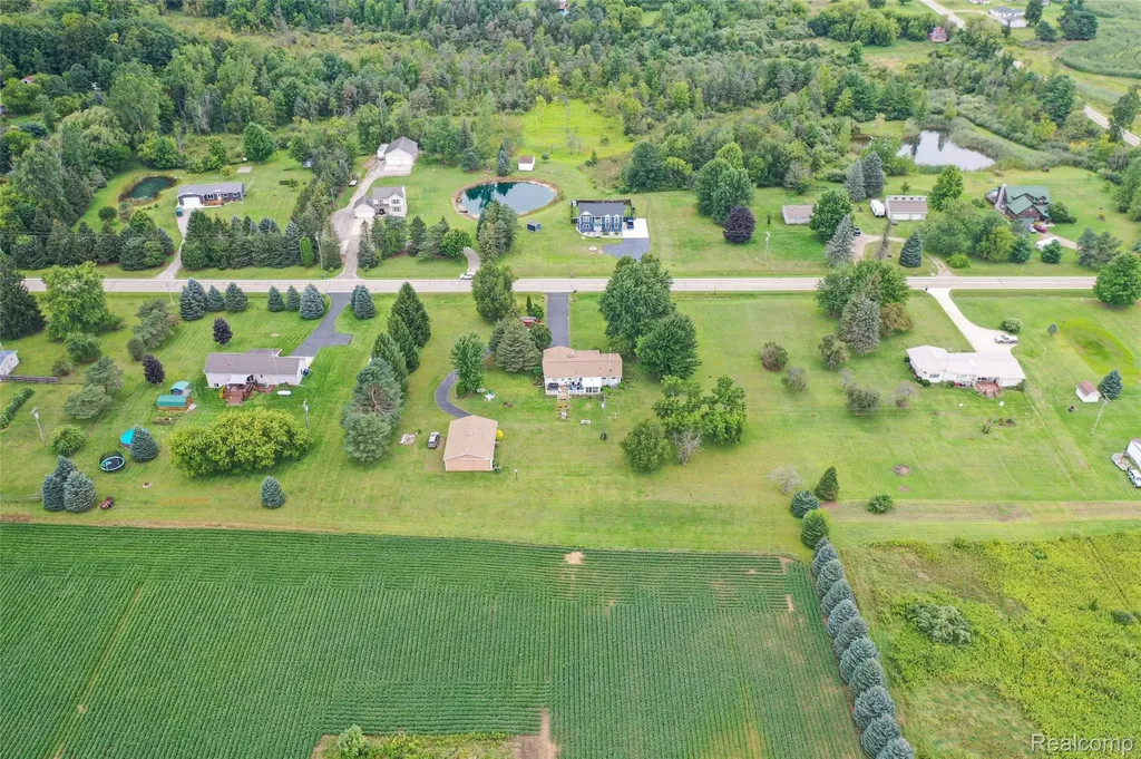 5067 Hemingway Lake Road Marathon Township MI 48464