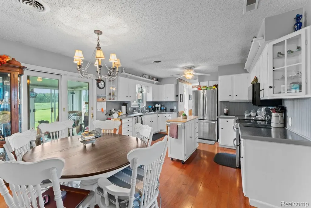 5067 Hemingway Lake Road Marathon Township MI 48464