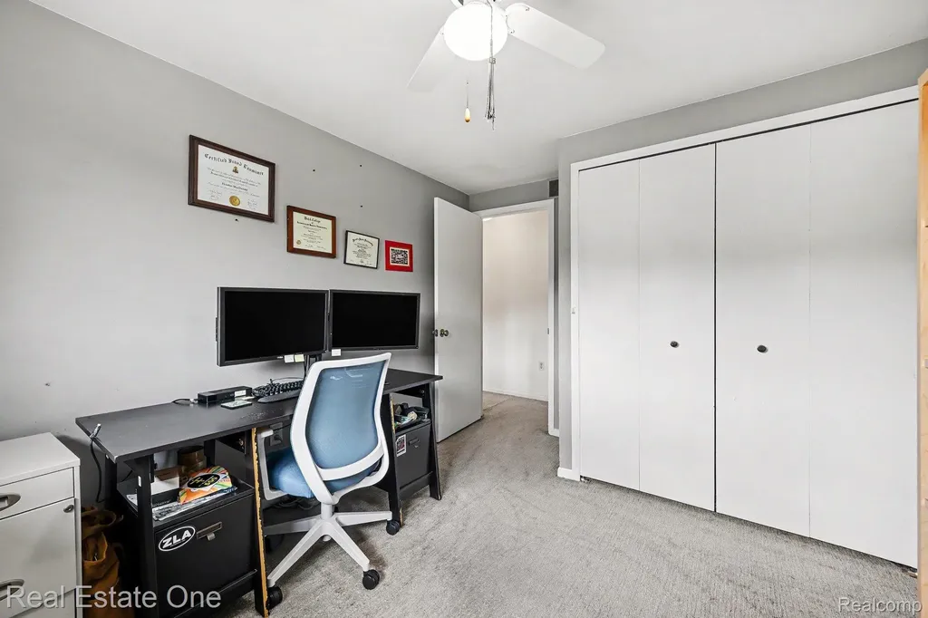 899 Rachelle Street White Lake Charter Township MI 48386
