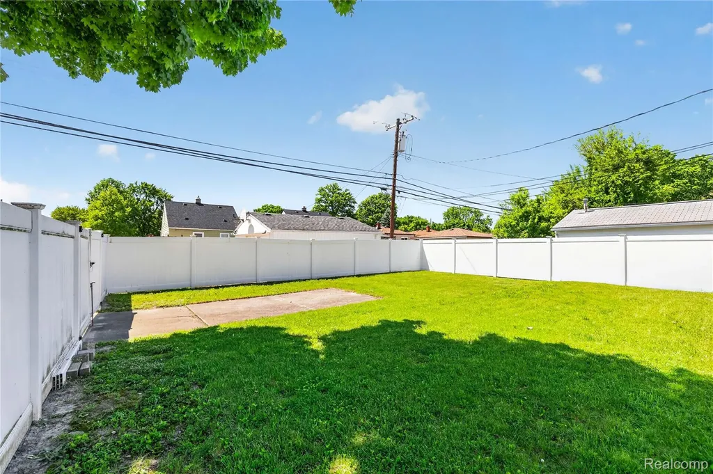 14682 Fordline Street Southgate City MI 48195
