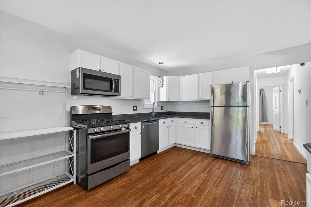 14682 Fordline Street Southgate City MI 48195