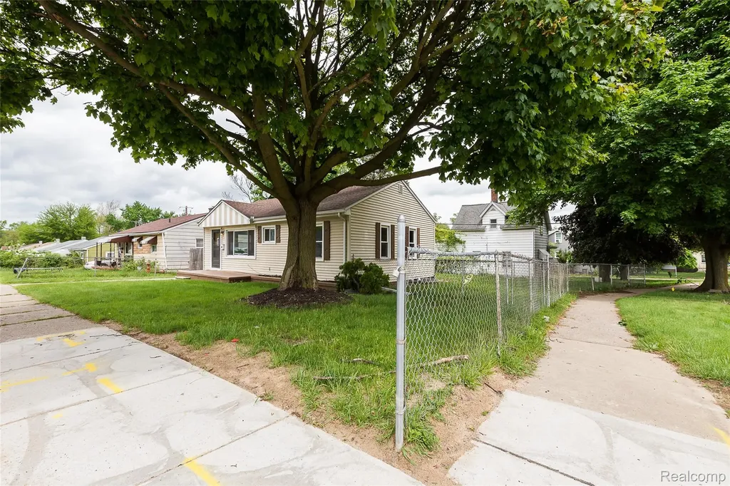 449 Burton Court Ypsilanti City MI 48197