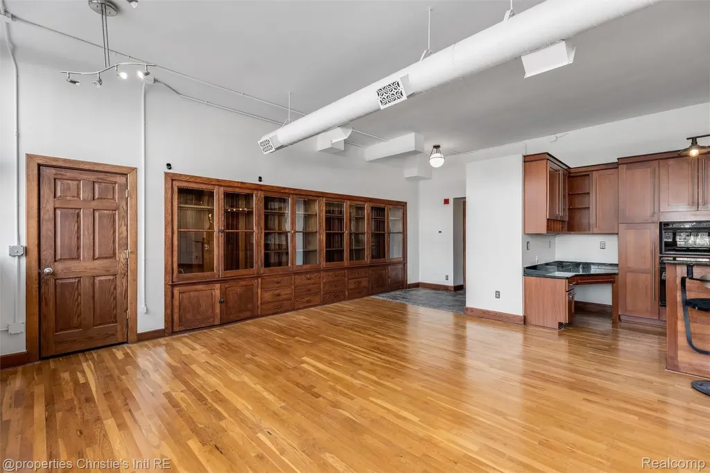 1395 Antietam Avenue Detroit City MI 48207