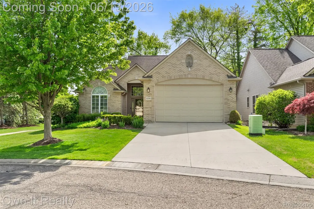 1250 Windsong Drive Waterford Charter Township MI 48327