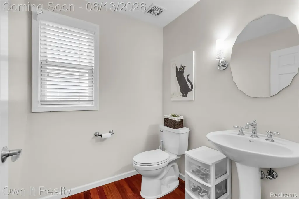 1250 Windsong Drive Waterford Charter Township MI 48327