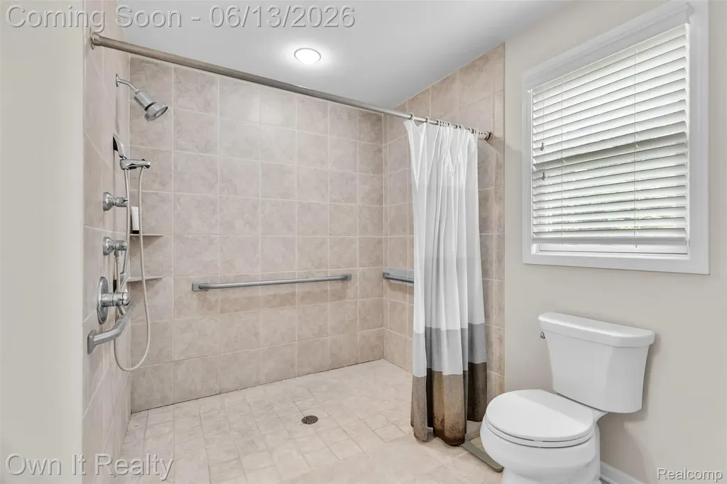 1250 Windsong Drive Waterford Charter Township MI 48327