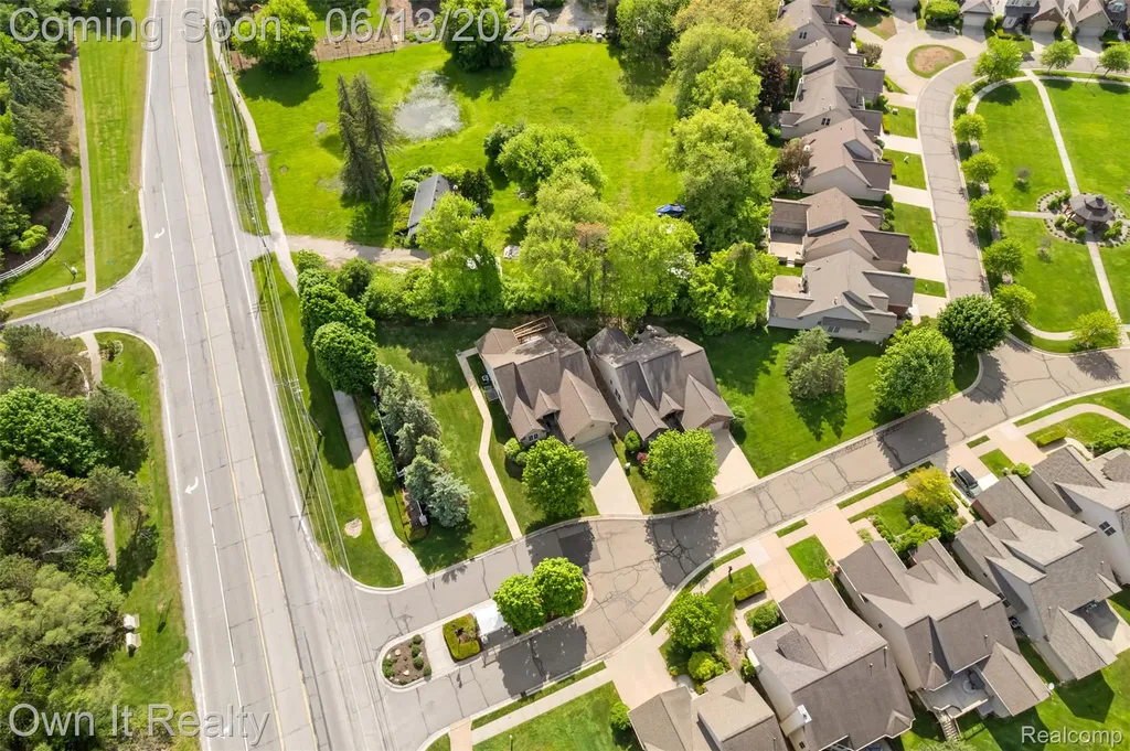 1250 Windsong Drive Waterford Charter Township MI 48327