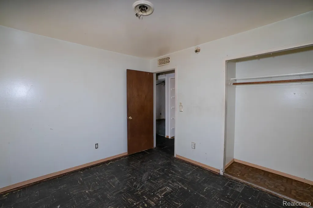 12667 Blackstone Street Detroit City MI 48223