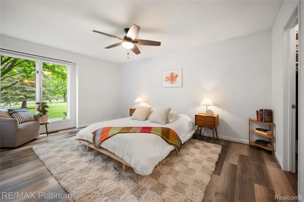 222 Glenwood Avenue Fenton City MI 48430
