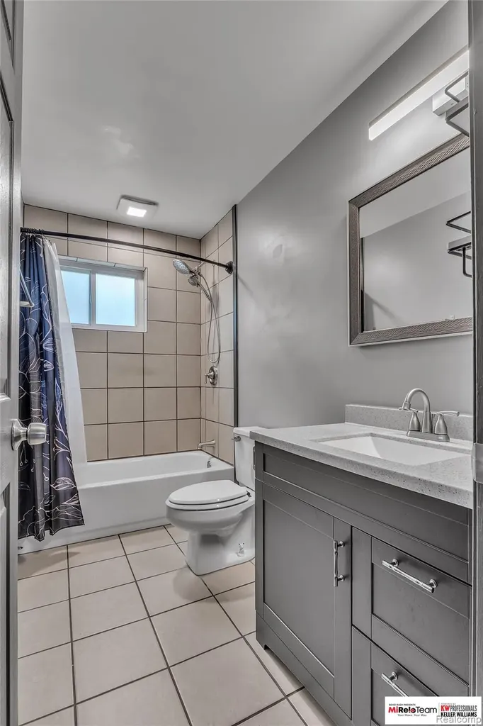 4737 Glenis Street Dearborn Heights City MI 48125