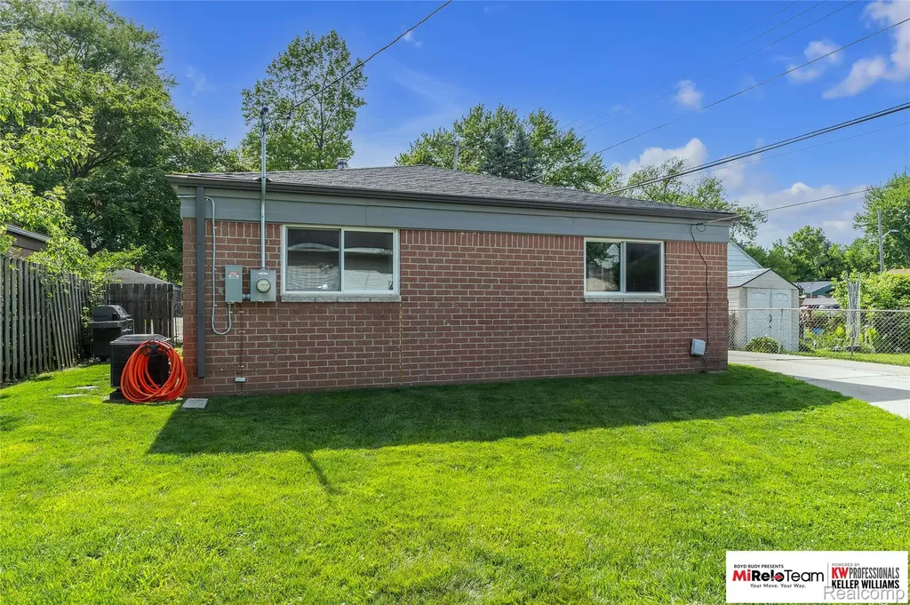 4737 Glenis Street Dearborn Heights City MI 48125