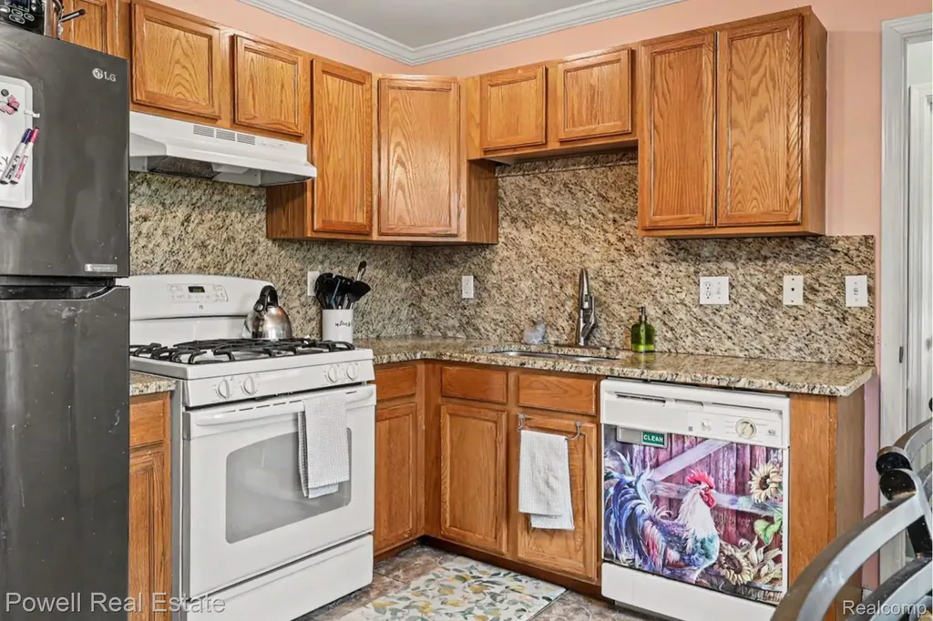 1649 S Pasadena Avenue Ypsilanti Charter Township MI 48198