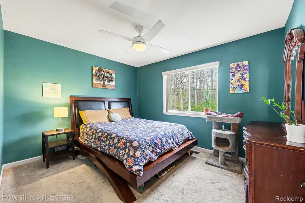 1649 S Pasadena Avenue Ypsilanti Charter Township MI 48198
