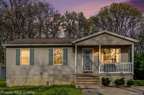 1649 S Pasadena Avenue Ypsilanti Charter Township MI 48198