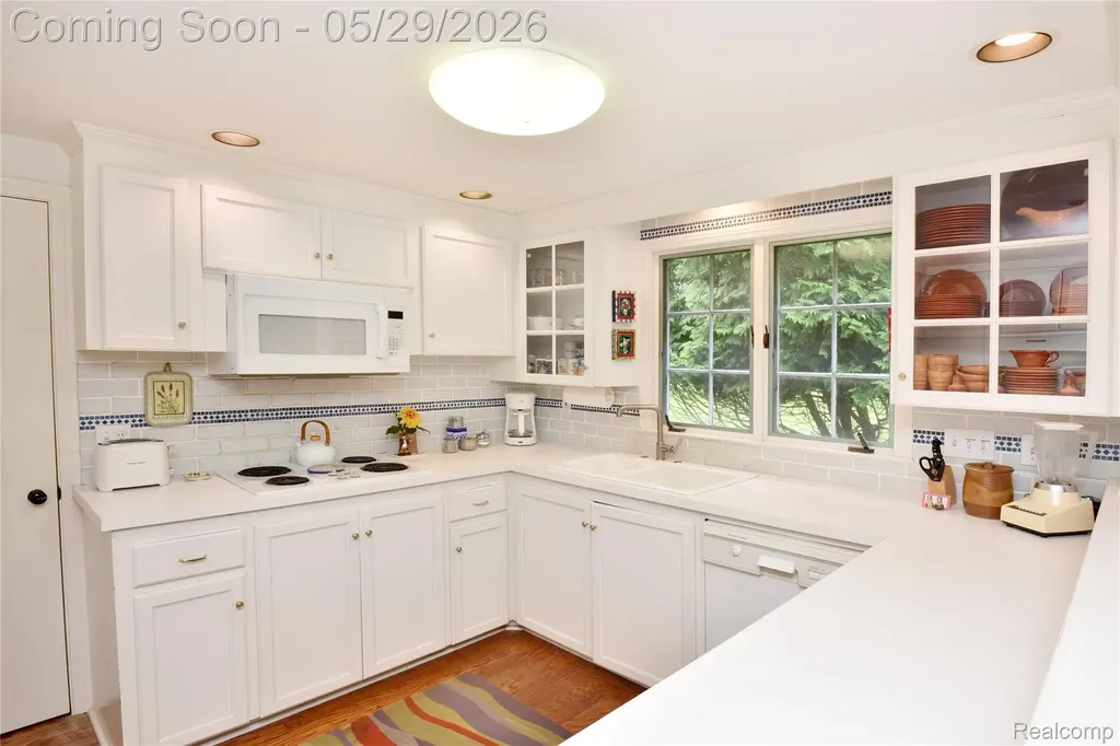 2026 W Bend Court West Bloomfield Charter Township MI 48302