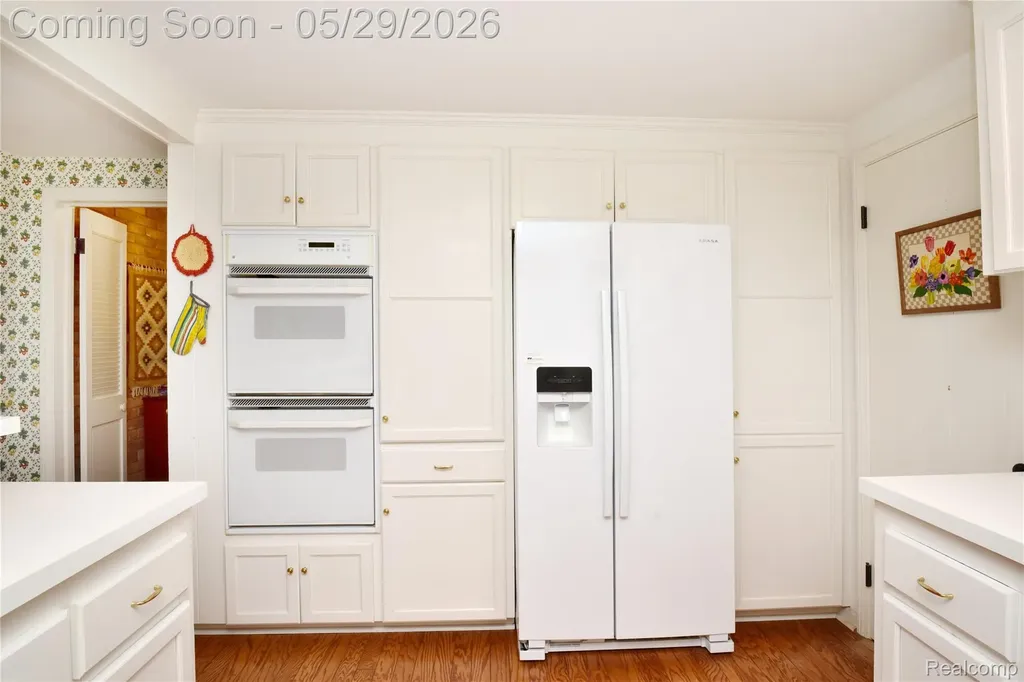 2026 W Bend Court West Bloomfield Charter Township MI 48302