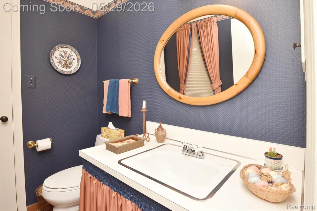 2026 W Bend Court West Bloomfield Charter Township MI 48302