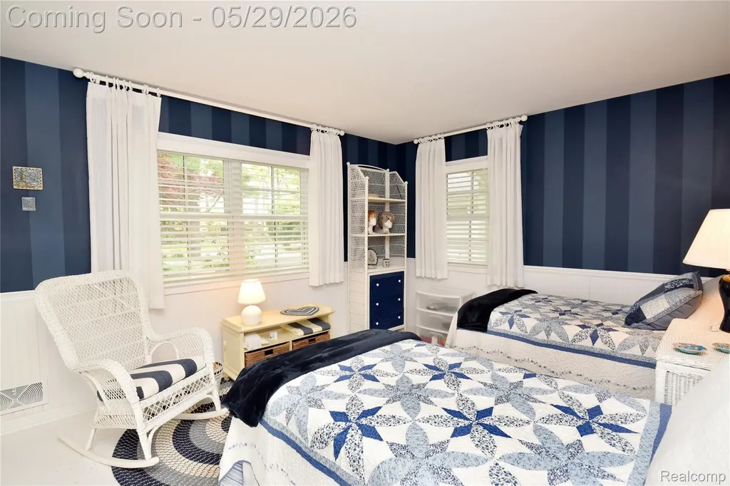 2026 W Bend Court West Bloomfield Charter Township MI 48302