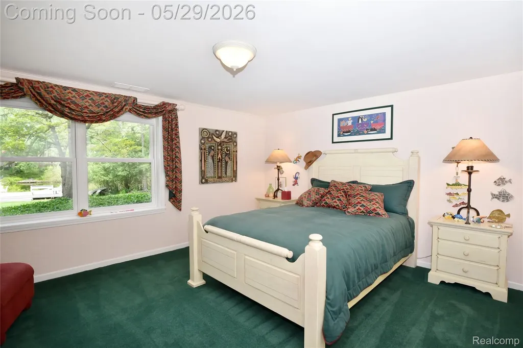2026 W Bend Court West Bloomfield Charter Township MI 48302