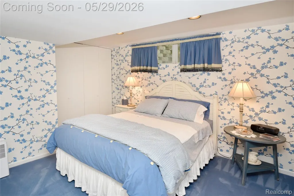 2026 W Bend Court West Bloomfield Charter Township MI 48302