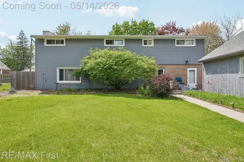 23041 Springbrook Drive Farmington Hills City MI 48336