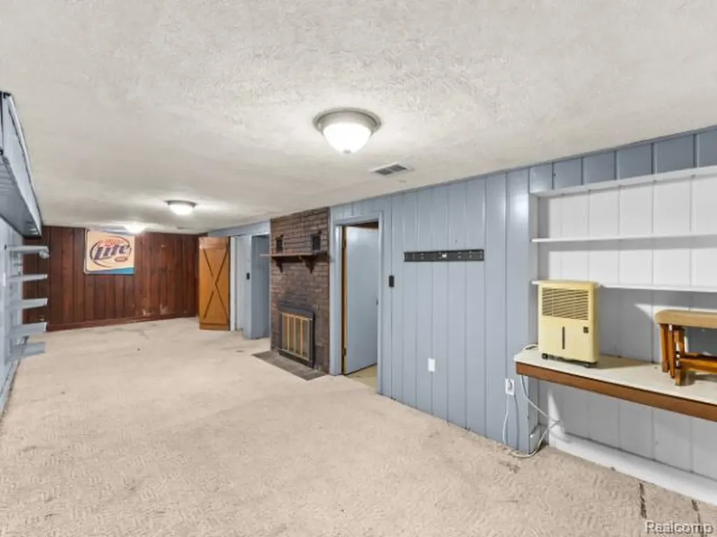 601 Jessop Avenue Lansing City MI 48910
