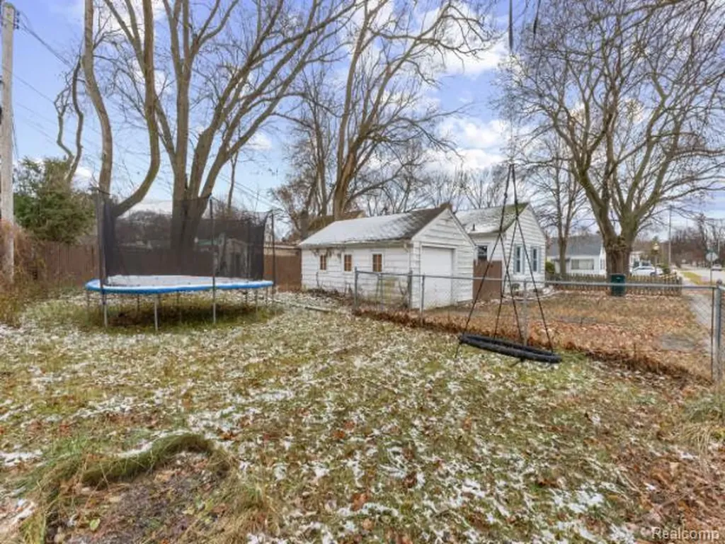 601 Jessop Avenue Lansing City MI 48910
