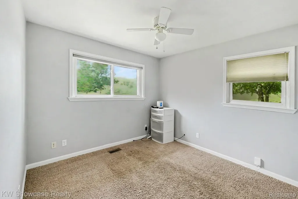 6612 Rowley Drive Waterford Charter Township MI 48329