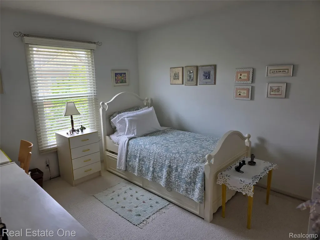 4201 Breckenridge Drive West Bloomfield Charter Township MI 48322