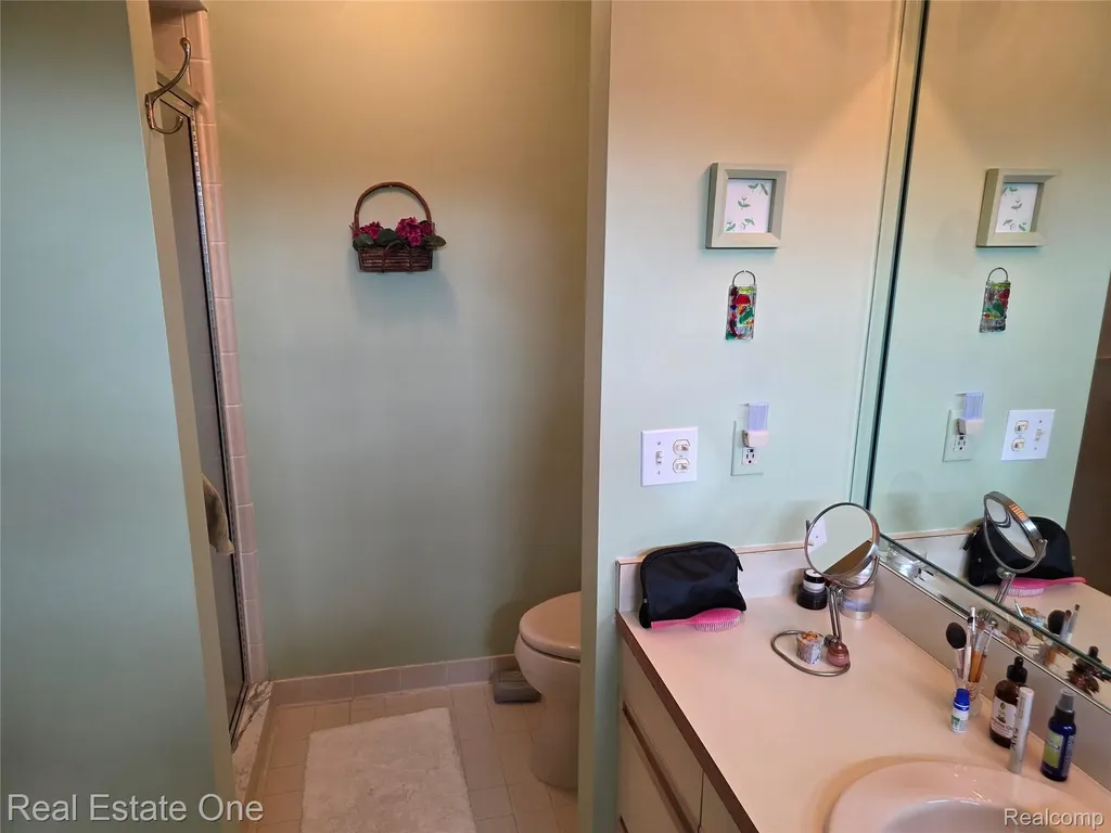 4201 Breckenridge Drive West Bloomfield Charter Township MI 48322