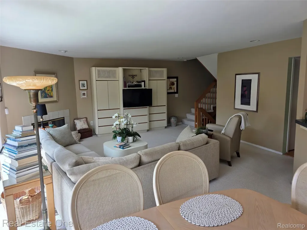 4201 Breckenridge Drive West Bloomfield Charter Township MI 48322