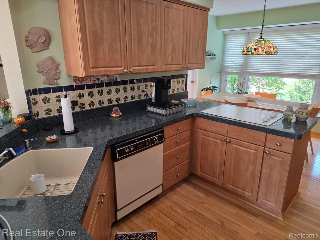 4201 Breckenridge Drive West Bloomfield Charter Township MI 48322