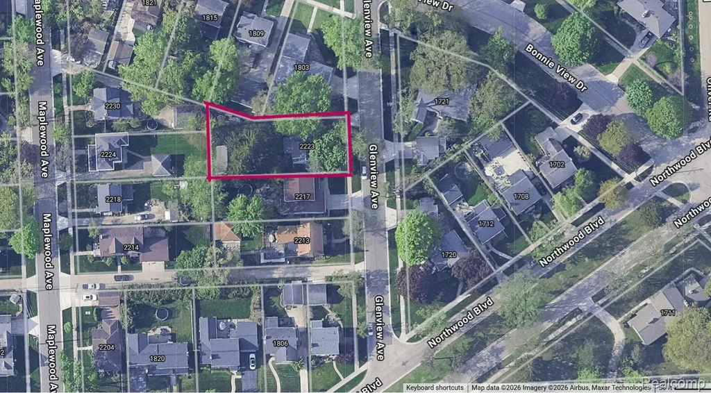 2223 Glenview Avenue Royal Oak City MI 48073