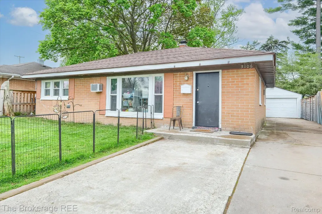 3106 Cherokee Avenue Flint City MI 48507