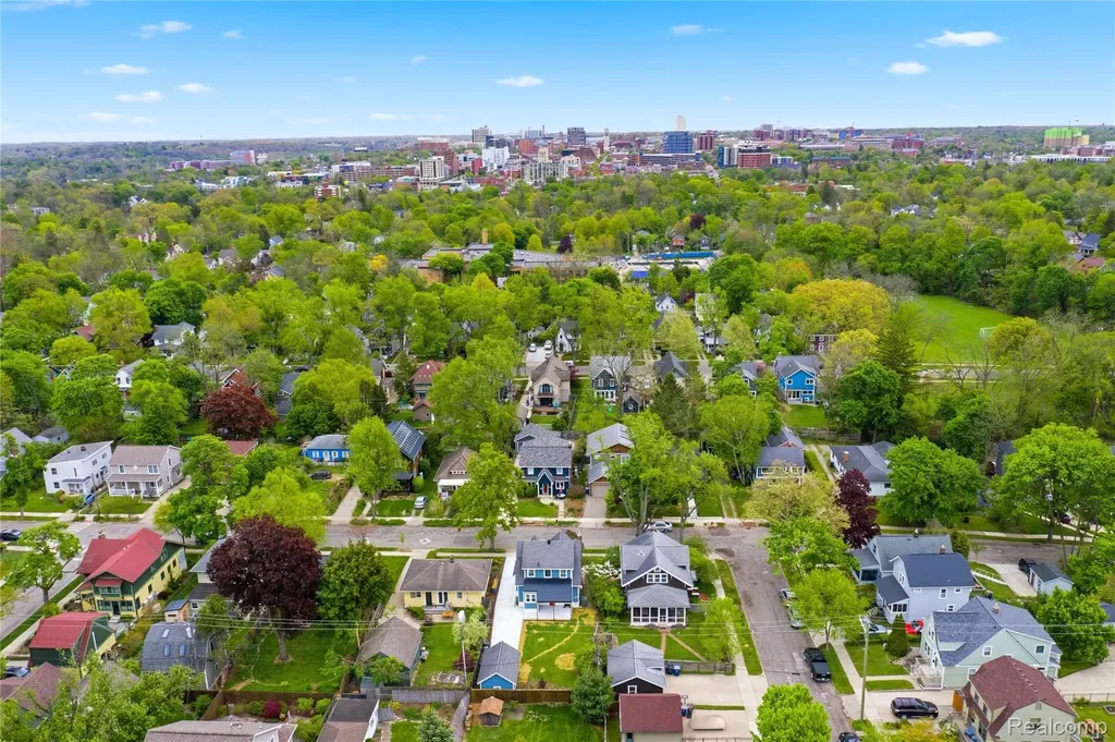 314 Montgomery Avenue Ann Arbor City MI 48103