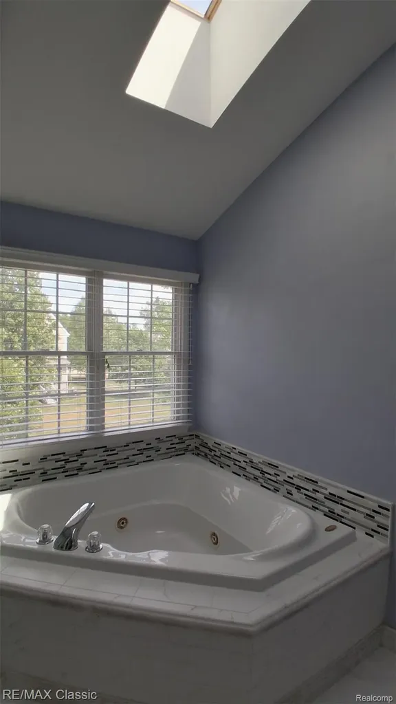 26426 Island Lake Drive Novi City MI 48374