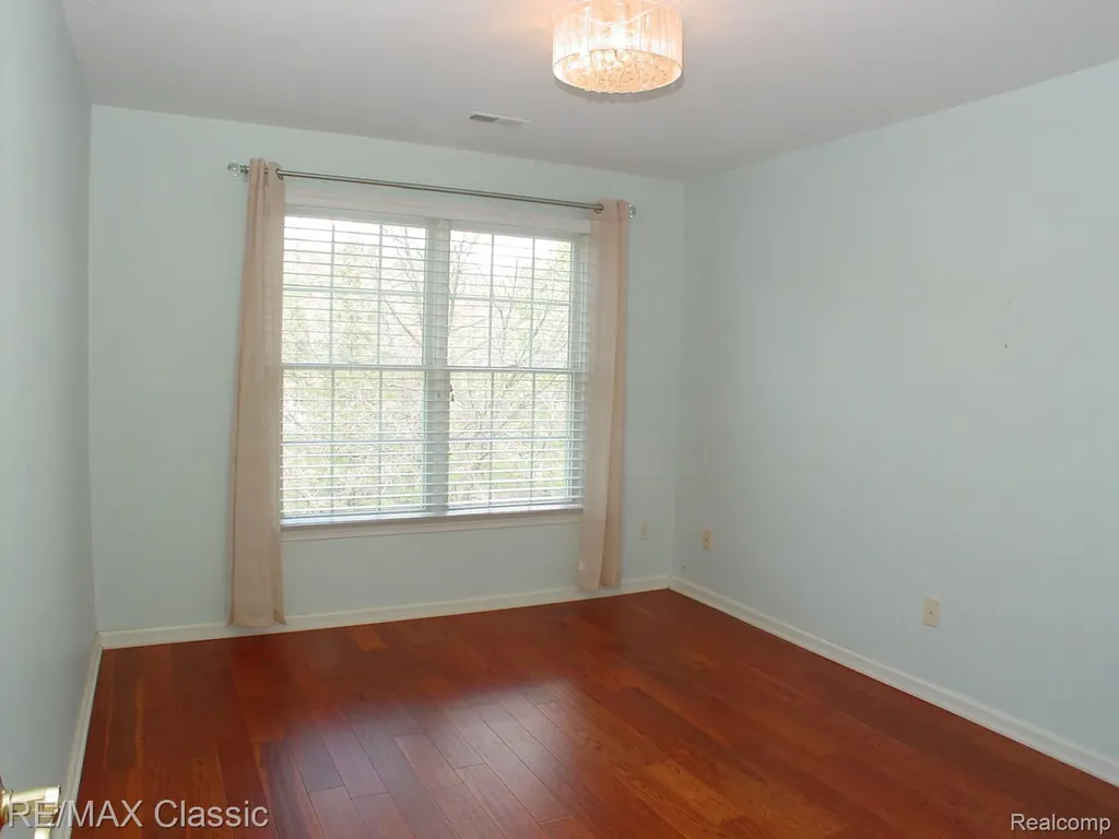 26426 Island Lake Drive Novi City MI 48374