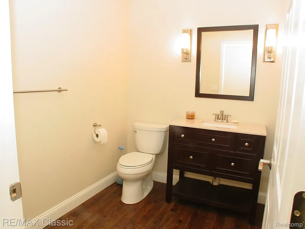 26426 Island Lake Drive Novi City MI 48374